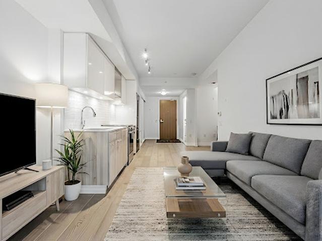 Apartment for sale in Woburn, Ontario