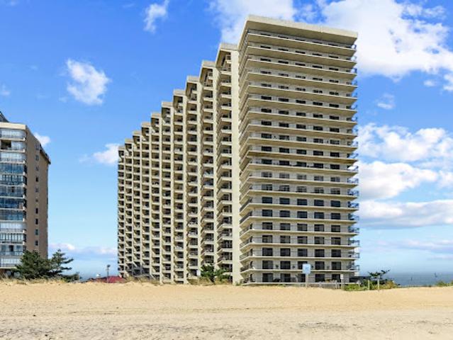 Apartment for sale in Ocean City, Maryland