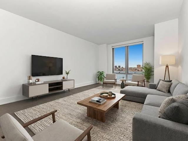 Apartment for sale in Arverne, New York