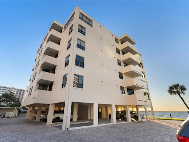 Apartment for sale in Sarasota, Florida