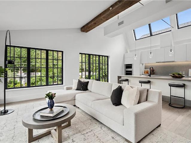 Apartment for sale in Westport, Connecticut