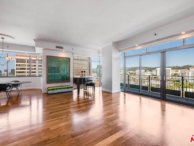 Apartment for sale in Los Angeles, Los Angeles County