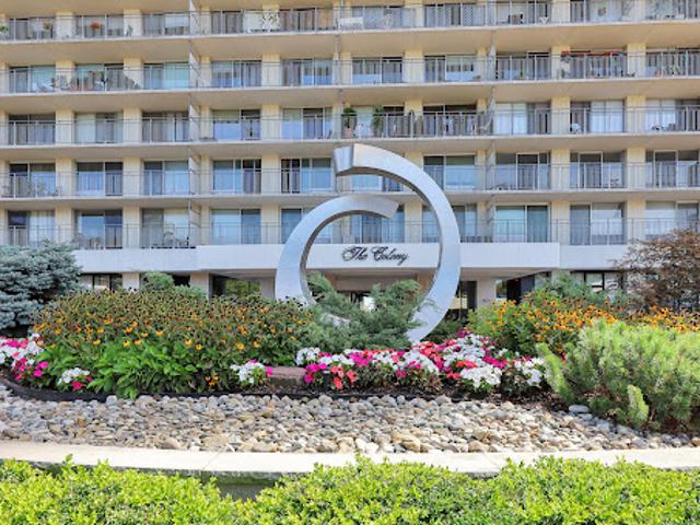 Apartment for sale in Fort Lee, New Jersey