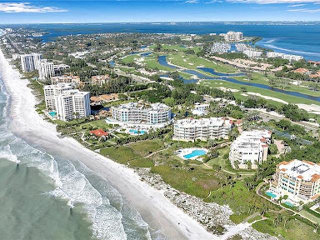 Apartment for sale in Longboat Key, Florida