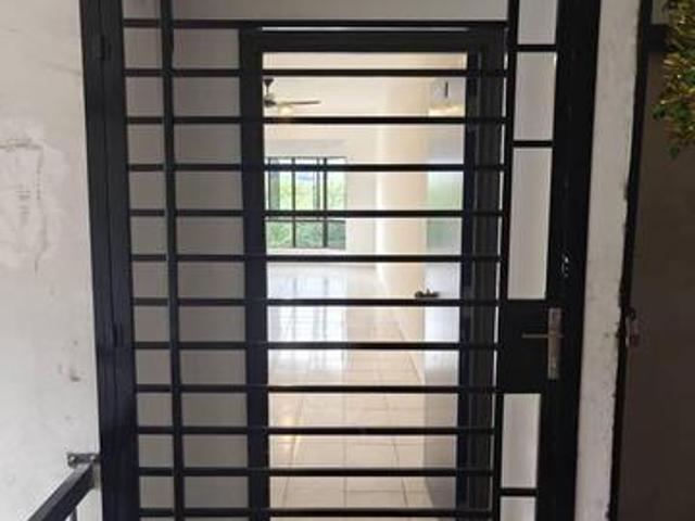 Apartment for sale in Kajang, Langat