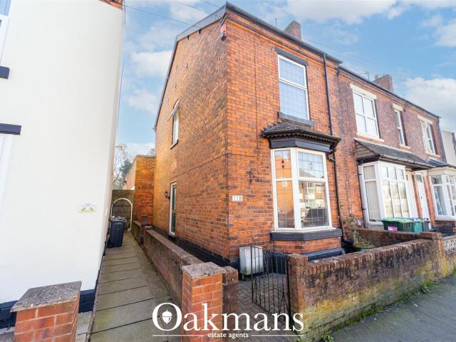 Apartment for rent in Langley Green, West Midlands
