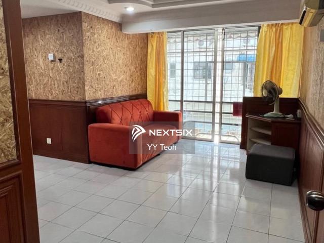Apartment for rent in Malaka