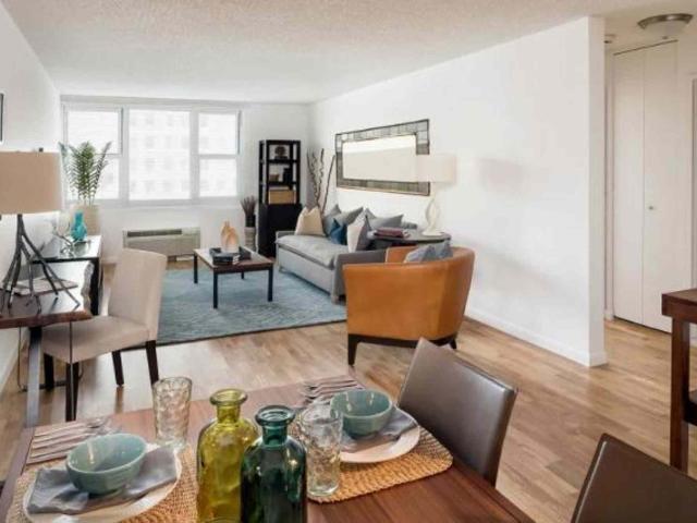 Apartment for rent in Manhattan, Arverne