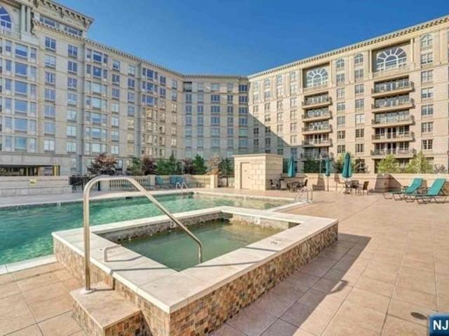 Apartment for rent in Edgewater, New Jersey