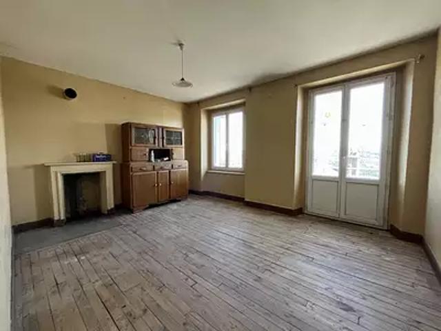 Maison vente à Apchon, Cantal