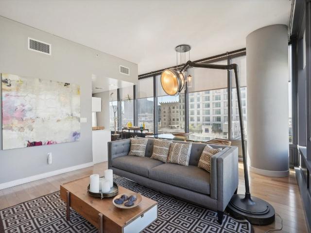 Apartment for rent in Financial District, Los Angeles