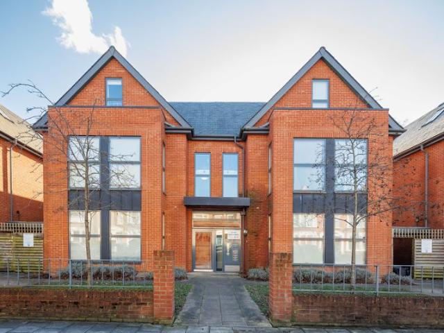 Apartment for rent in London Borough of Lewisham, Greater London