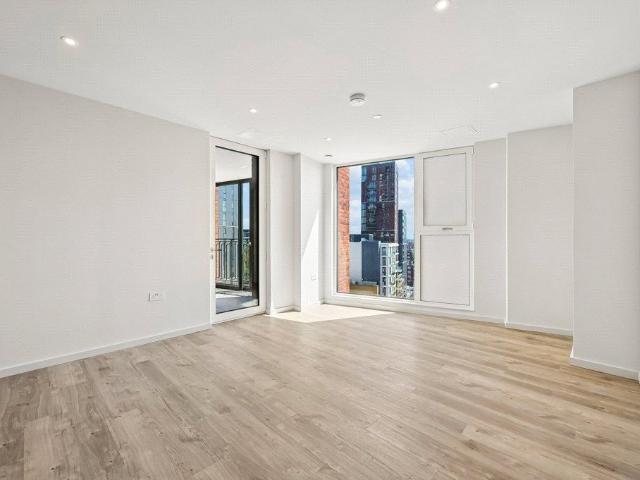 Apartment for rent in Vauxhall, Greater London