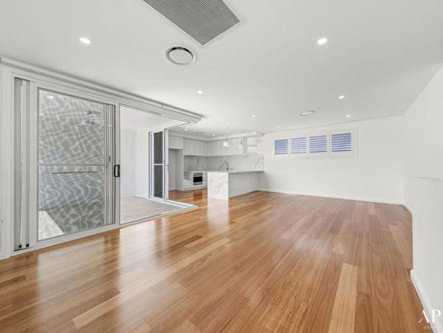 Townhouse for rent in The Entrance, New South Wales