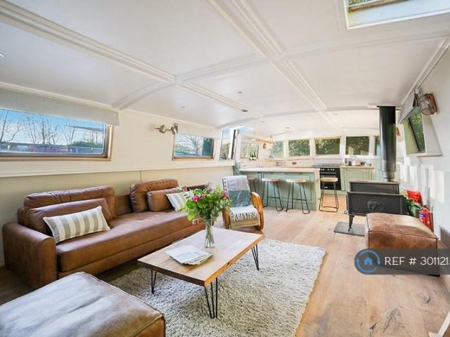 House for rent in Royal Borough of Kensington and Chelsea, Greater London