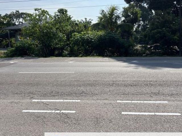 Shop for sale in Parit Sapran, Pontian