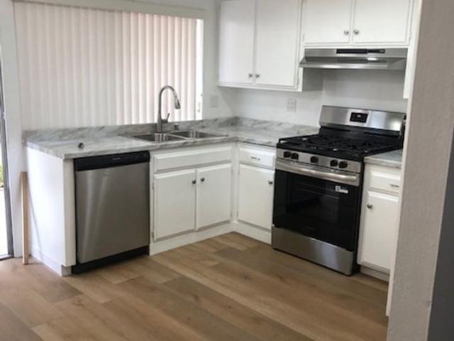 Apartment for rent in Santa Ana, California
