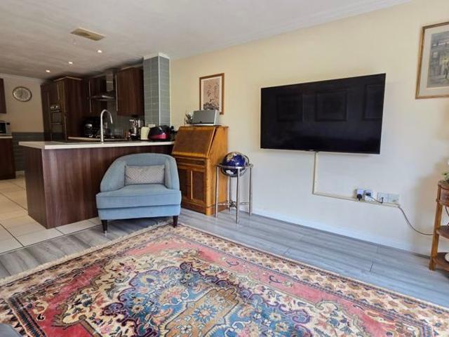 House for rent in Cardea, Peterborough