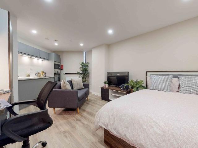 Studio for rent in City Centre, South Yorkshire