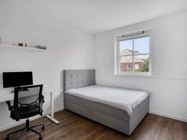 Appartement te huur in Oostzaan, Noord Holland