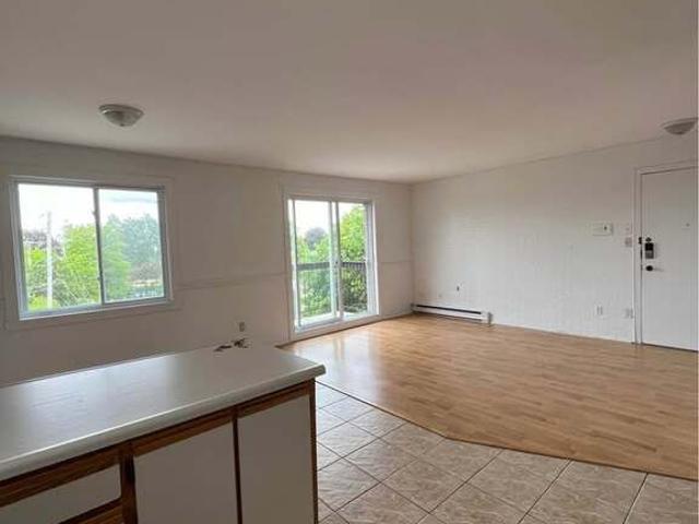 Apartment for rent in Sainte-rose, Quebec