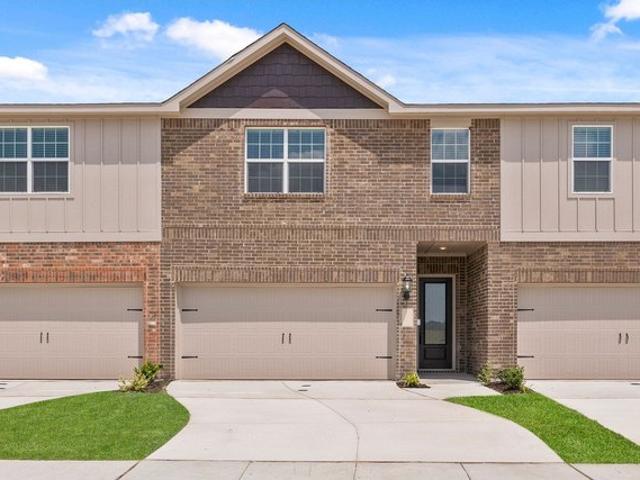 Townhouse for sale in Denton, Texas