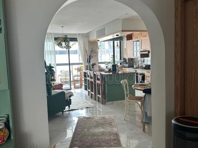 Appartement vente à Anfa, Gharb-Chrarda-Beni Hssen