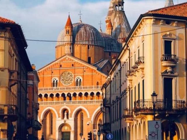 Palazzo in vendita a Padova, Veneto