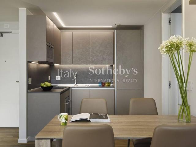 Appartamento in affitto a Municipio 9, Milano