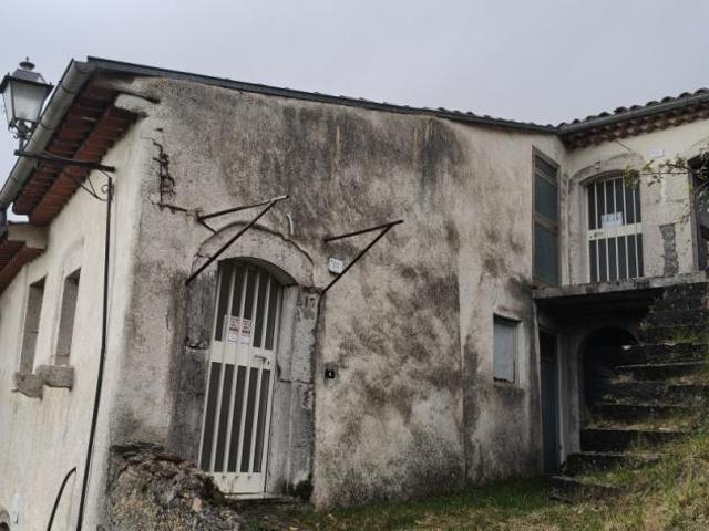 Appartamento in vendita a Cerro Al Volturno, Molise