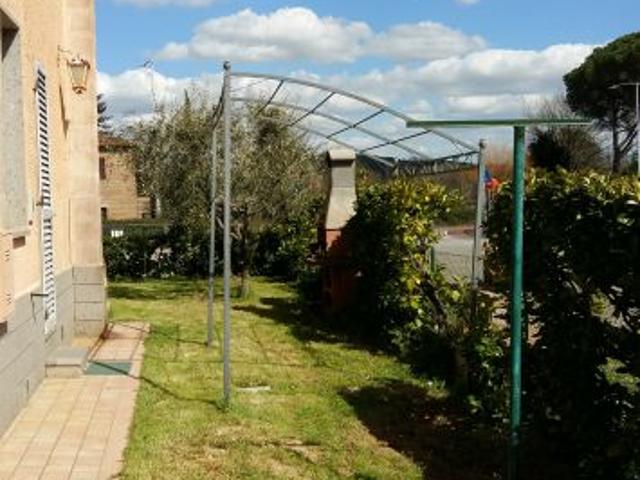 Appartamento in vendita a Monteroni D'arbia, Toscana