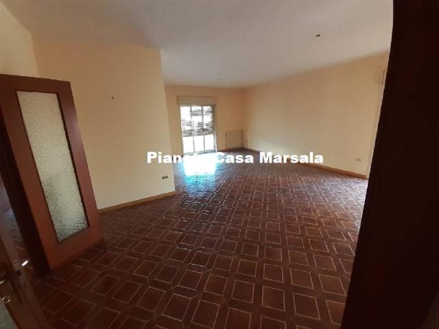 Appartamento in affitto a Puglia, Barletta-andria-trani