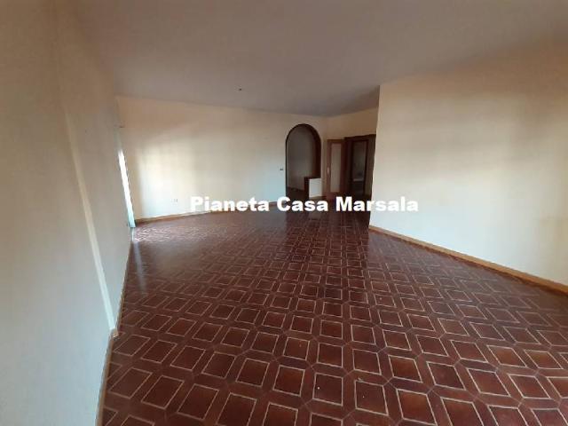 Appartamento in affitto a Puglia, Barletta-andria-trani