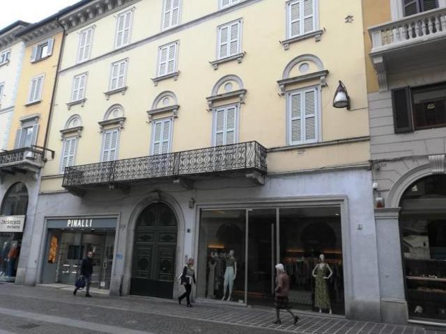 Appartamento in affitto a Monza, Lombardia