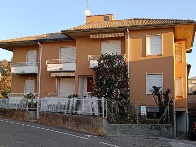 Appartamento in affitto a Montano Lucino, Lombardia