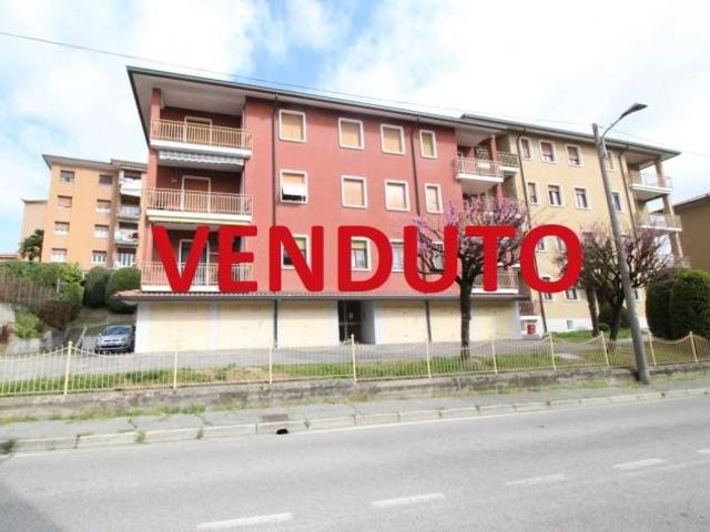 Appartamento in vendita a Casatenovo, Lecco