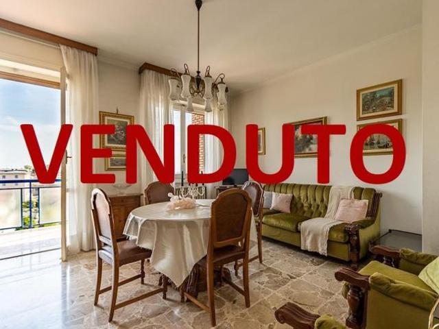 Appartamento in vendita a Casatenovo, Lecco