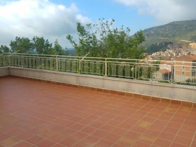 Attico in affitto a Collesano, Sicilia