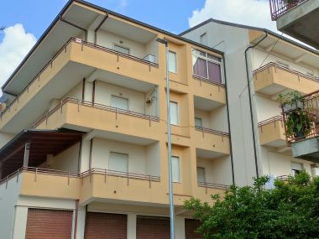 Appartamento in vendita a Calabria, Vibo Valentia