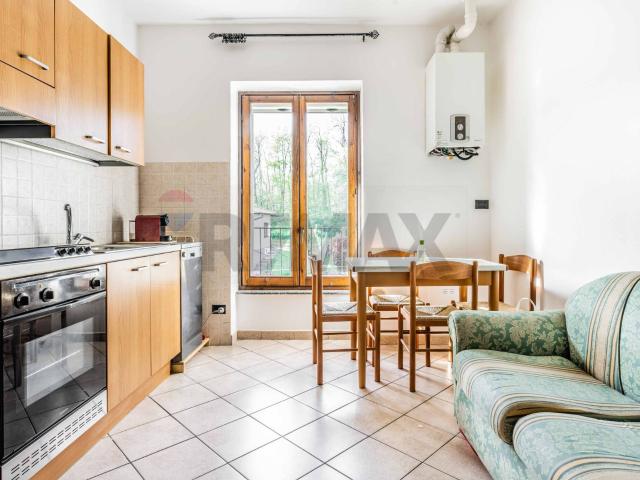 Appartamento in affitto a Biandronno, Lombardia