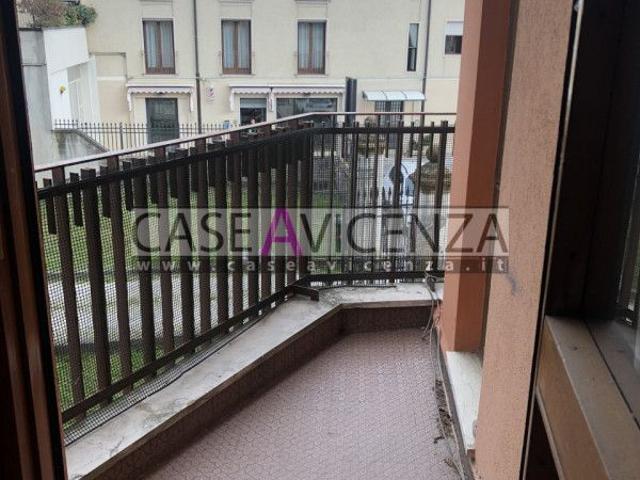 Appartamento in affitto a Santa Maria di Camisano, Camisano Vicentino