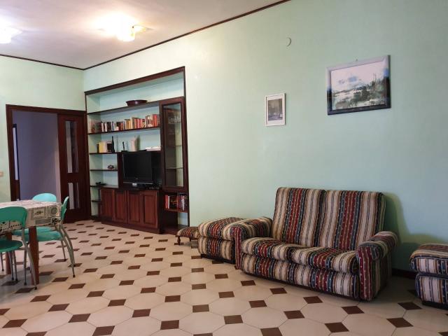 Appartamento in affitto a Dulcino, Calabria