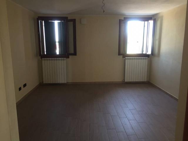 Appartamento in affitto a Lusia, Veneto