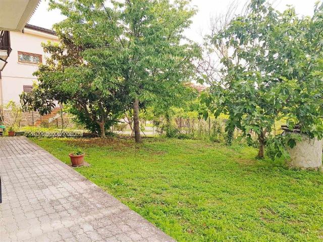 Appartamento in affitto a Pratola Serra, Campania