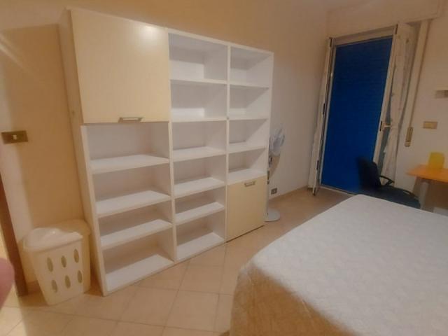 Appartamento in affitto a Centro Est, Serra Riccò