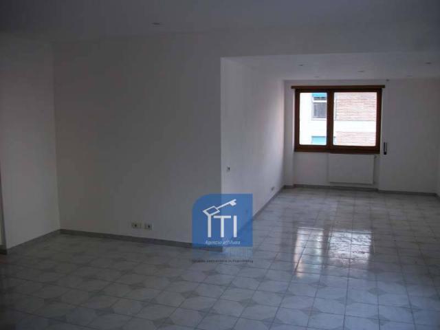 Appartamento in affitto a Municipio Roma I, Roma Capitale