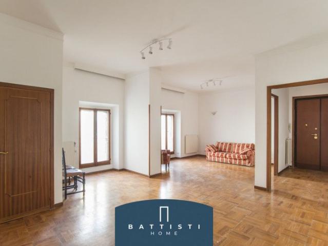 Appartamento in affitto a Municipio Roma I, Roma Capitale