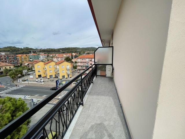 Appartamento in affitto a San Bartolomeo Al Mare, Liguria