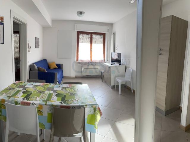 Appartamento in affitto a Marina centro, Marche