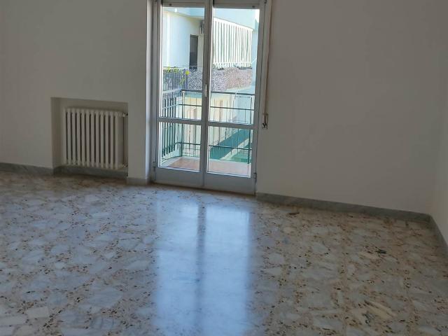 Appartamento in affitto a Puglia, Taranto